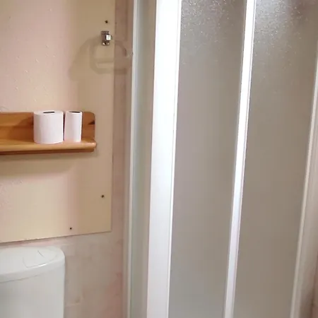 아파트 4 Pers Au Pied Des Pistes Avec Garage - Fr-1-814-127