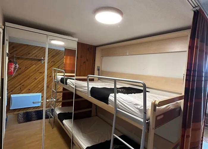 4 Pers Au Pied Des Pistes Avec Garage - Fr-1-814-127 *